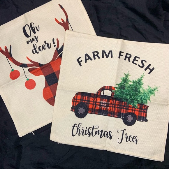 None Other - Festive Christmas Holiday Print Burlap Matching Set Pillow Case Set for Home